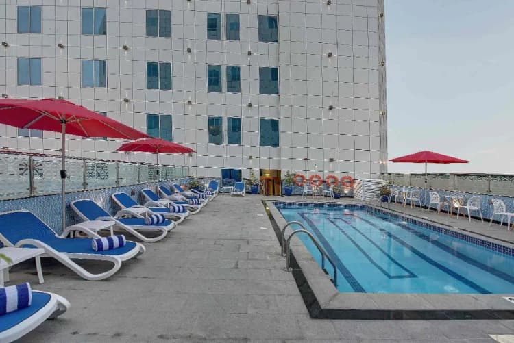 Beach, Omega Hotel Dubai, Dubai