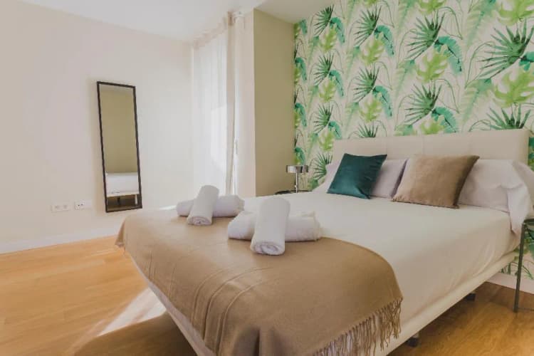 APARTMENT CAPACITY 4 THREE BEDROOM Room, HQ Rooms San Vicente, Valencia