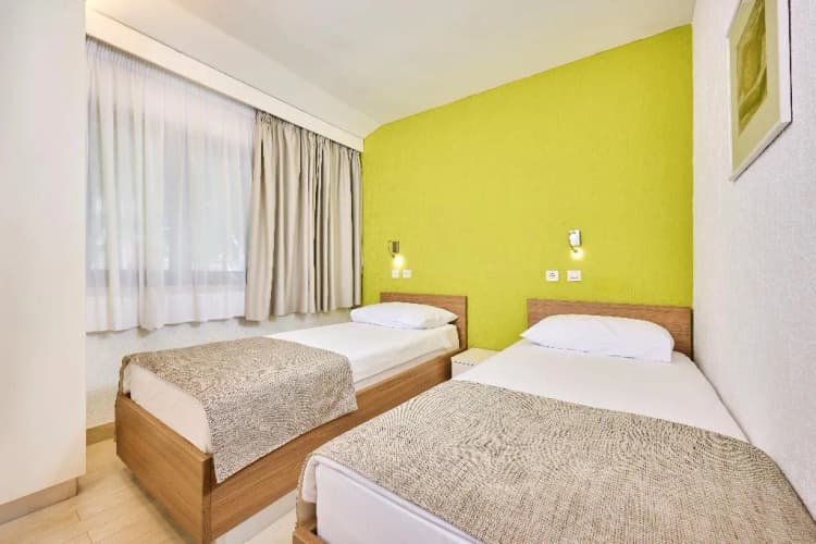 APARTMENT CLASSIC Room, Apartments Galijot Plava Laguna, Istria