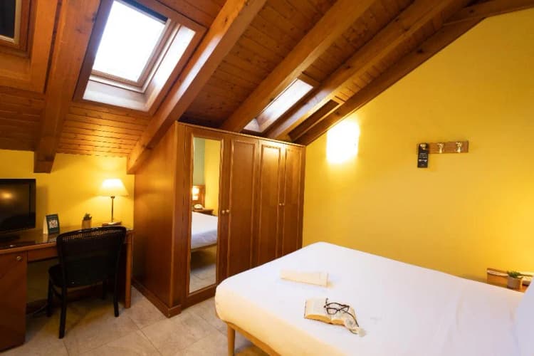 DOUBLE QUEEN SIZE BED Room, LVG Hotel Collection - Belvedere San Gottardo, Milan