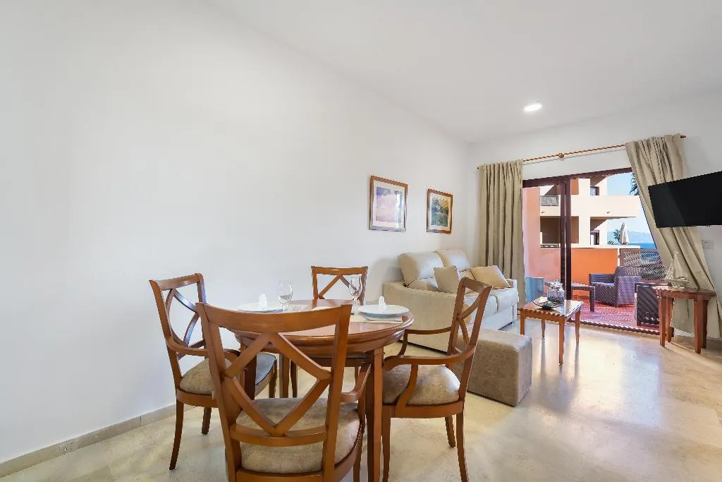 APARTMENT SEA VIEW Room, Don Juan Beach Resort, Costa Del Sol