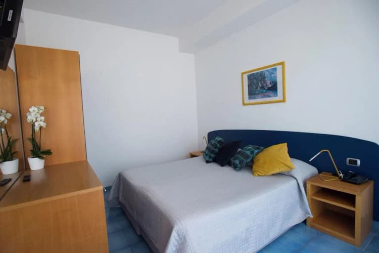 APARTMENT SUPERIOR QUEEN BED Room, Residence Panoramic, Naples