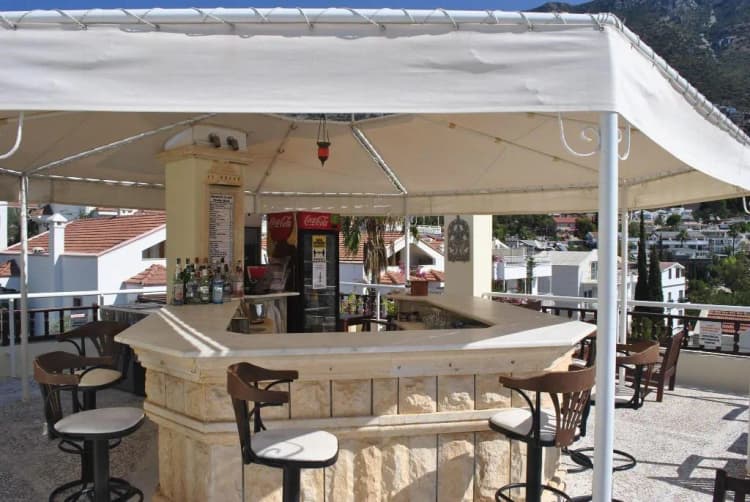 Bar, Dionysia, Antalya