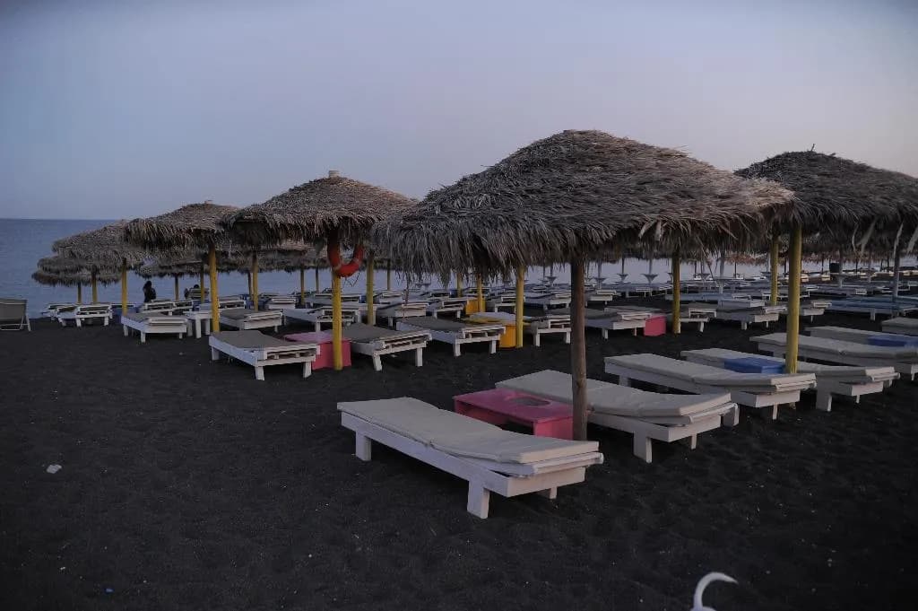 Bar, Perissa Bay, Santorini