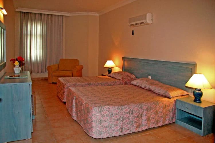 FAMILY ROOM PROMO Room, Elysee Garden Family Hotel, Antalya