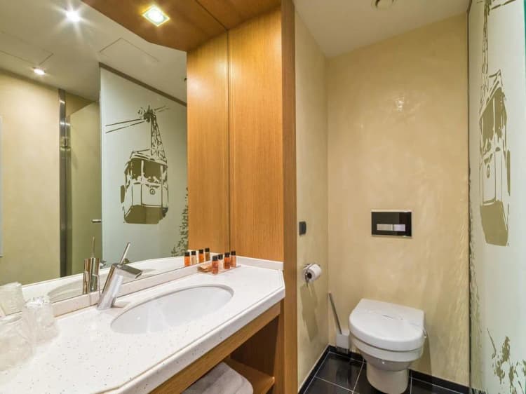 Double or Twin STANDARD Room, Hotel Grand Nosalowy Dwor, Krakow