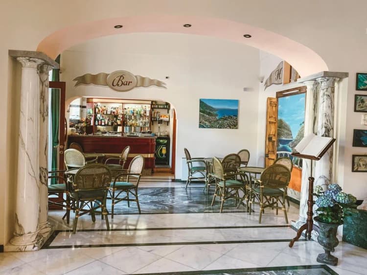 Bar, Bonadies, Naples