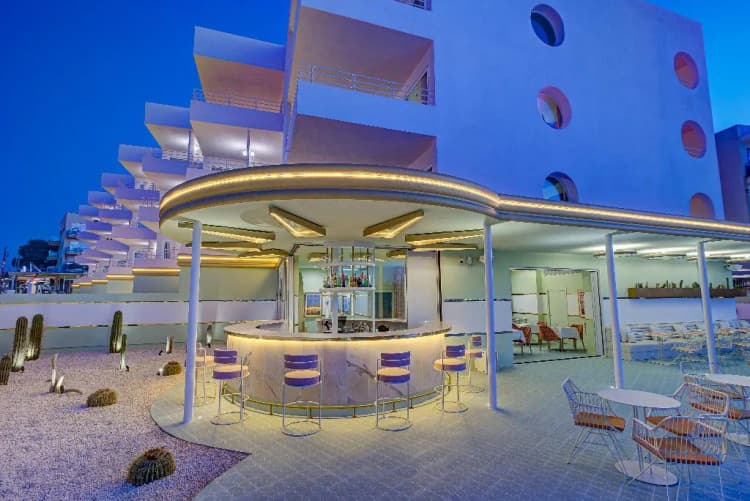 Bar, Grand Paradiso, Ibiza