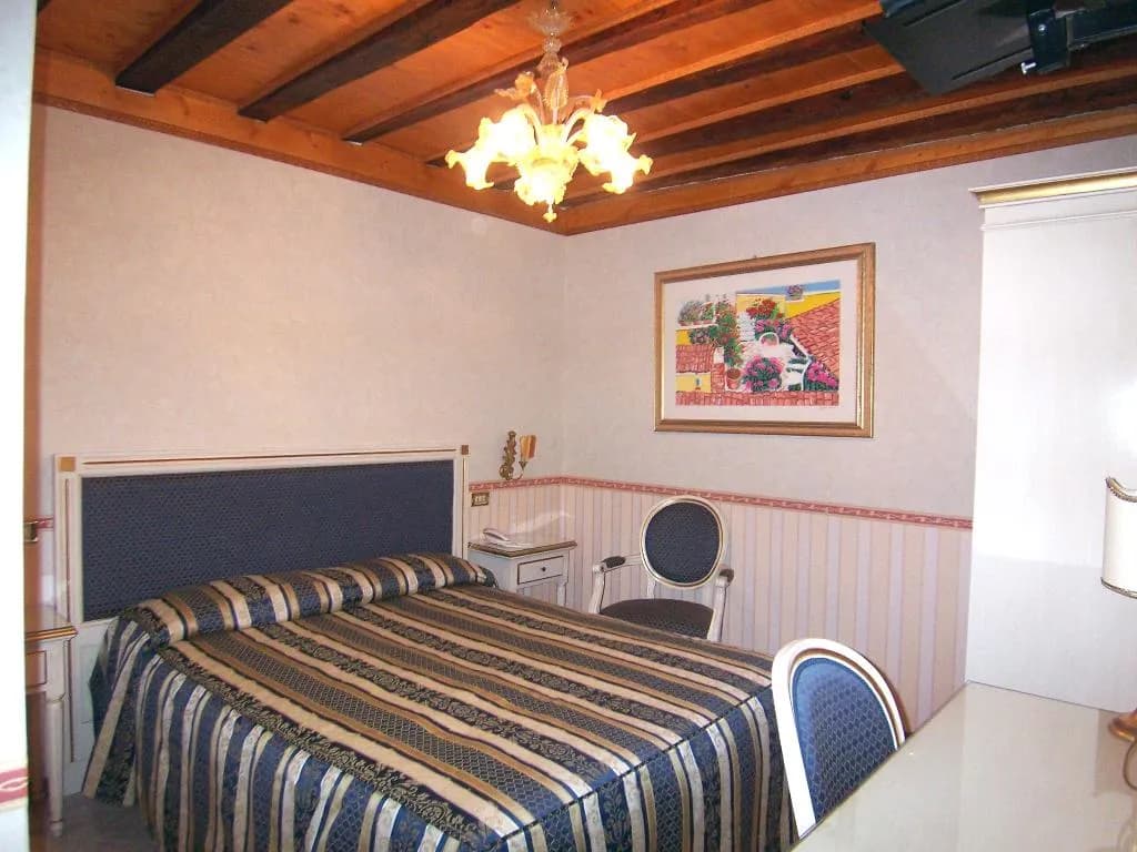 Double or Twin CLASSIC Room, Alloggi Sardegna, Venice