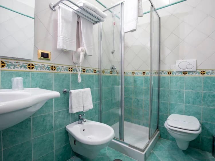 DOUBLE SINGLE USE STANDARD Room, La Panoramica Hotel, Naples