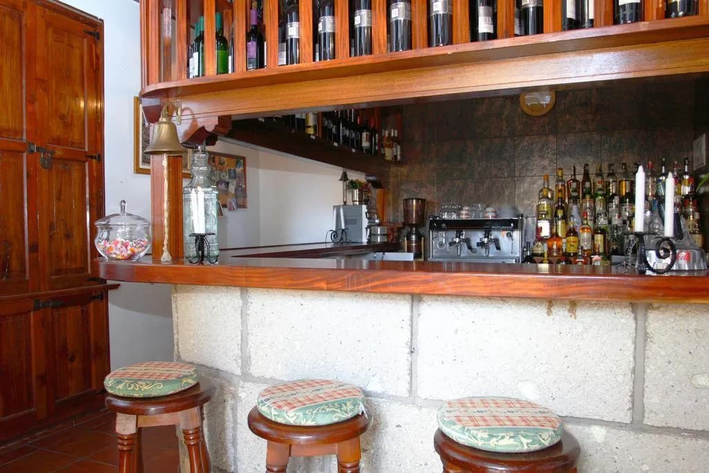 Bar, Senderos de Abona, Tenerife