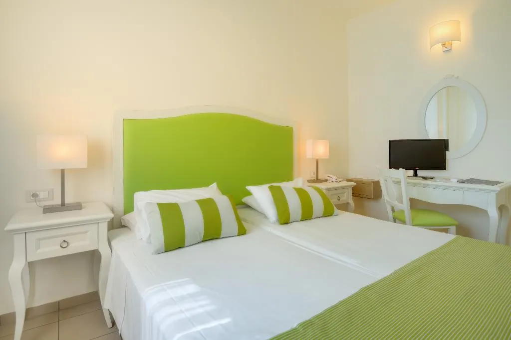 APARTMENT LAND VIEW Room, Mare Hotel Apartments, Crete
