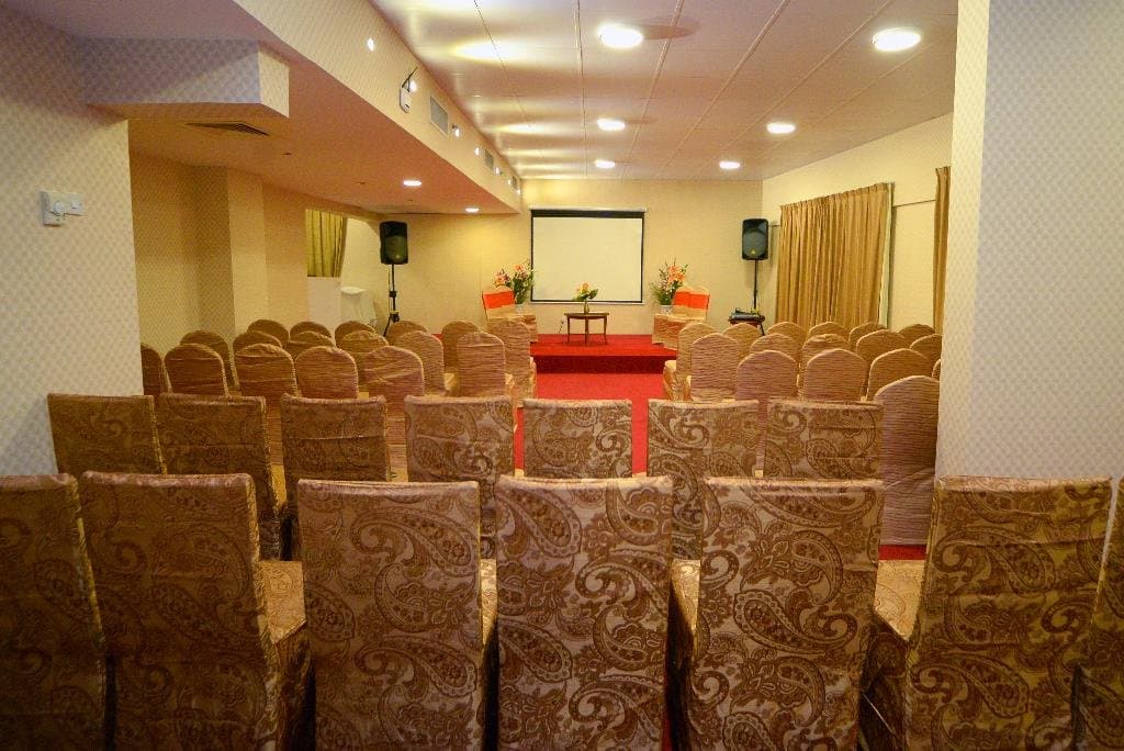 Conferences, Nejoum Al Emarat, Dubai