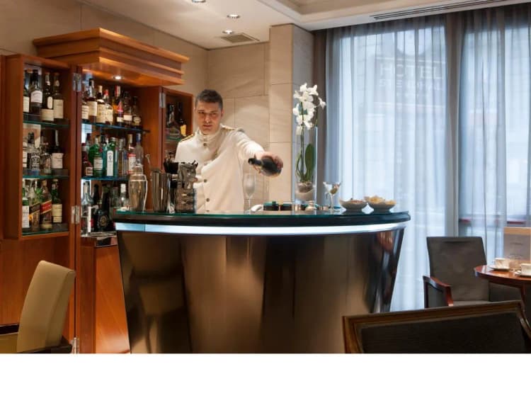 Bar, Stendhal, Rome