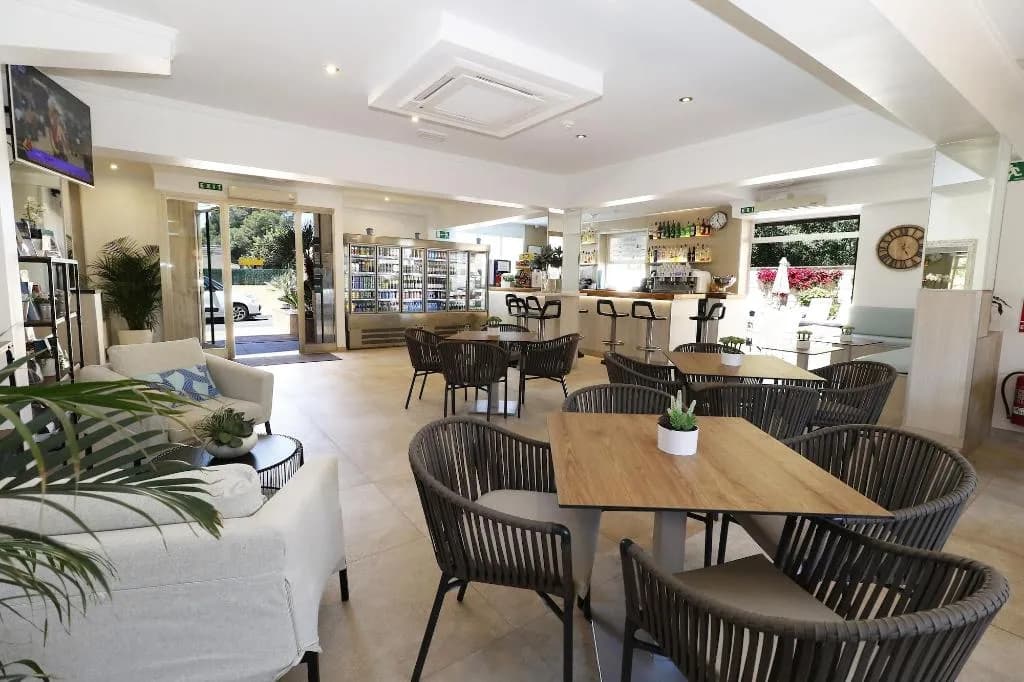 Bar, Naika Studios & Apartments, Majorca