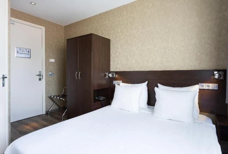 DOUBLE STANDARD Room, Espresso City Centre, Amsterdam