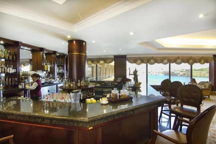 Bar, Grand Hotel Excelsior, Malta