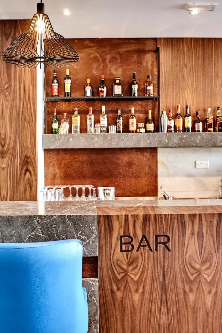 Bar, The District Hotel, Malta
