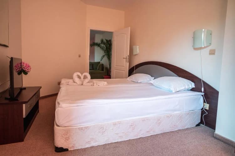 APARTMENT TWO BEDROOMS Room, Paradise Green Park, Varna