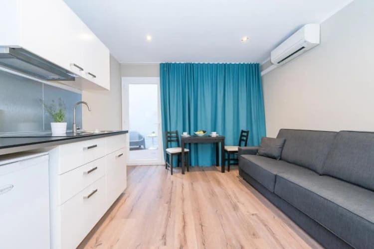 APARTMENT CAPACITY 2 ONE BEDROOM Room, Senator Barcelona Apartments, Barcelona