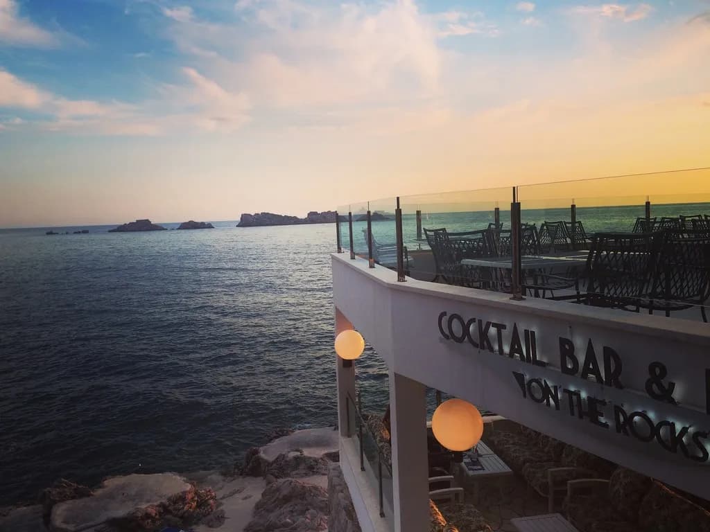 Bar, Royal Neptun hotel, Dubrovnik