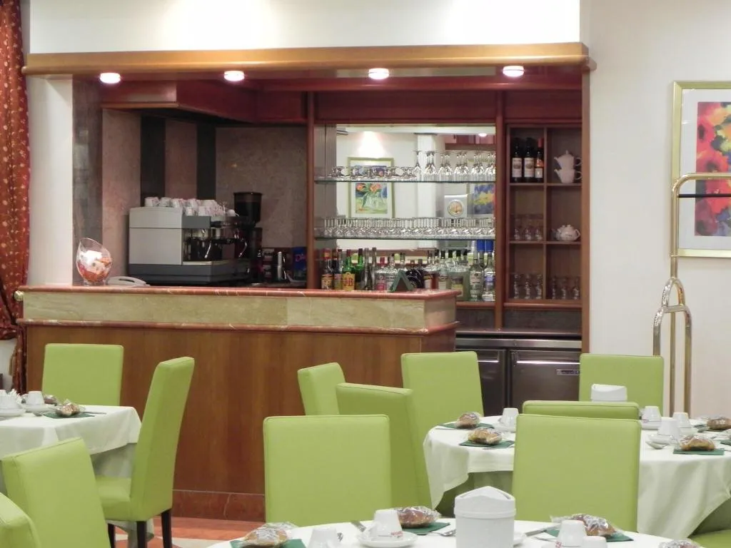 Bar, President, Rome