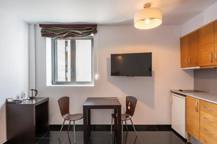APARTMENT CAPACITY 1 Room, Hesperia Fira Apartments, Barcelona