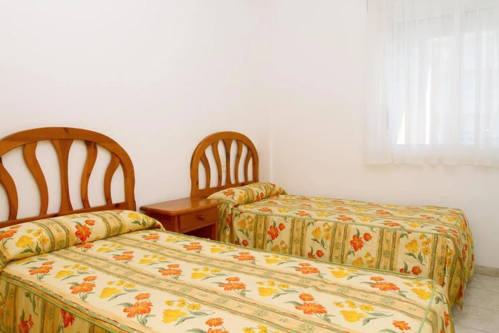 APARTMENT CAPACITY 2 Room, Apartamentos Zahara, Costa Dorada