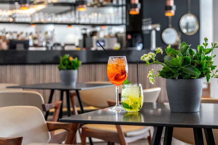 Bar, Crystal Springs Beach Hotel, Cyprus