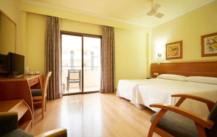 DOUBLE POOL VIEW Room, Invisa Hotel La Cala, Ibiza