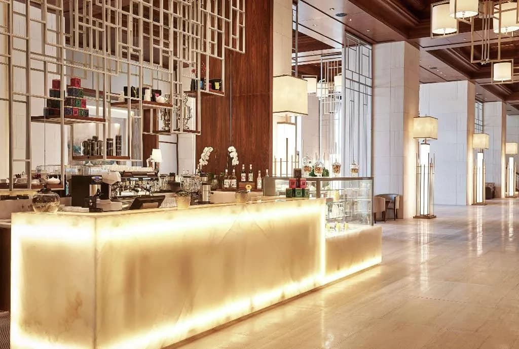 Bar, Hilton Dubai Al Habtoor City, Dubai
