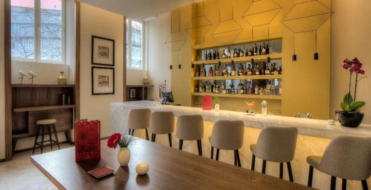 Bar, NH Collection Porto Batalha, Porto