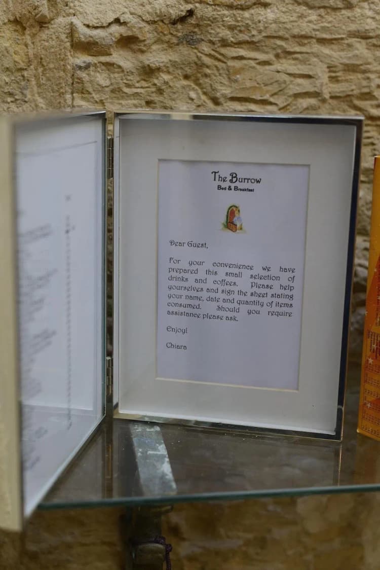 Bar, The Burrow Guest House, Malta