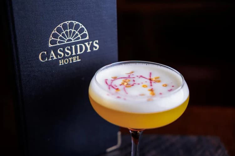 Bar, Cassidys, Dublin