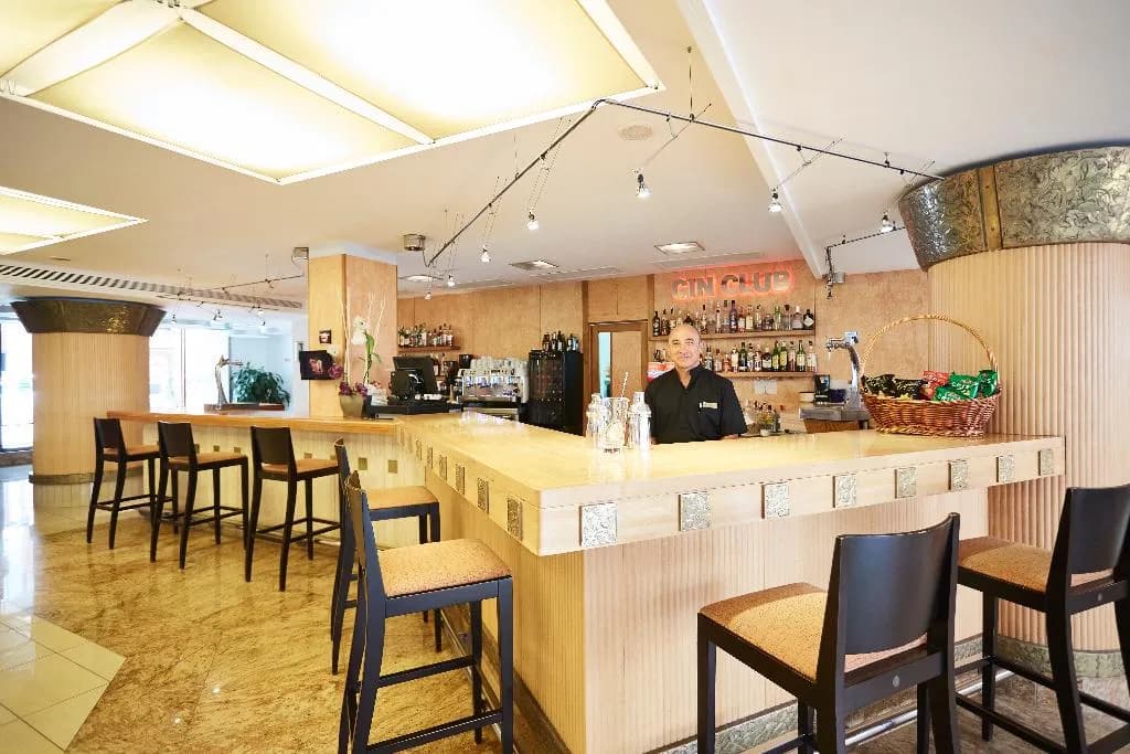 Bar, Invisa Hotel La Cala, Ibiza