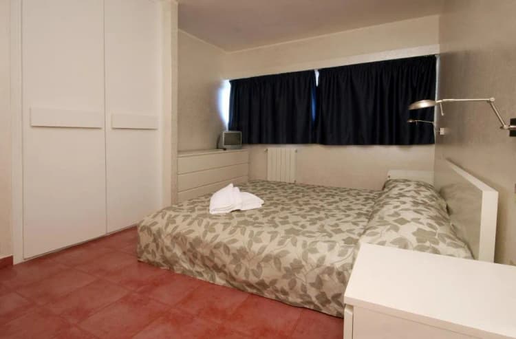 APARTMENT STANDARD Room, Setar, Cagliari