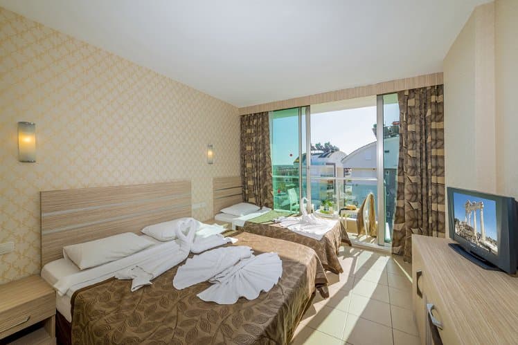 Lowe Hotel, Antalya