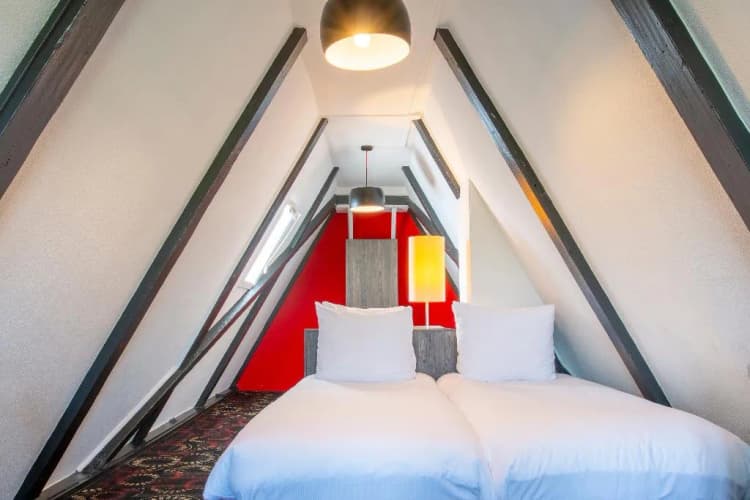 APARTMENT CAPACITY 4 Room, Leonardo Eden Hotel Amsterdam City Center, Amsterdam