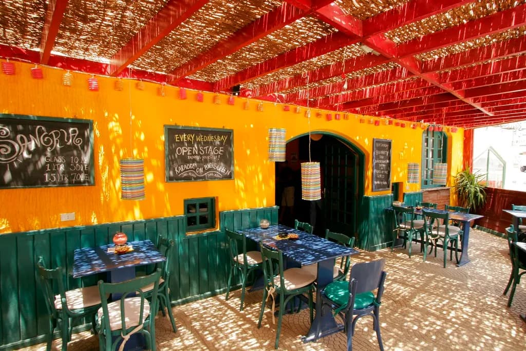 Bar, Empire Inn, Red Sea Riviera