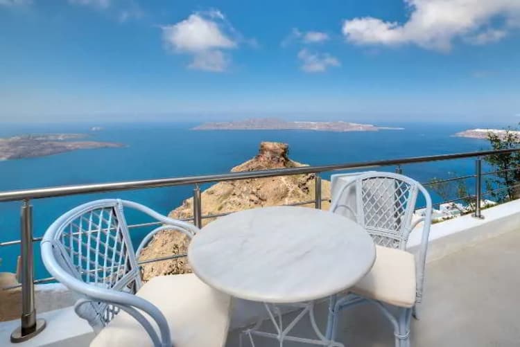 General view, Pearl on the Cliff, Santorini