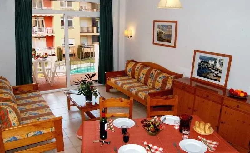 APARTMENT CAPACITY 4 ONE BEDROOM Room, Comte d'Empuries, Costa Brava