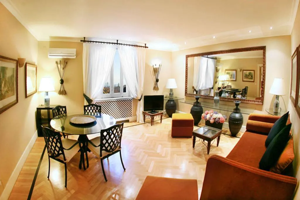 APARTMENT STANDARD Room, Casa Rubinacci, Naples