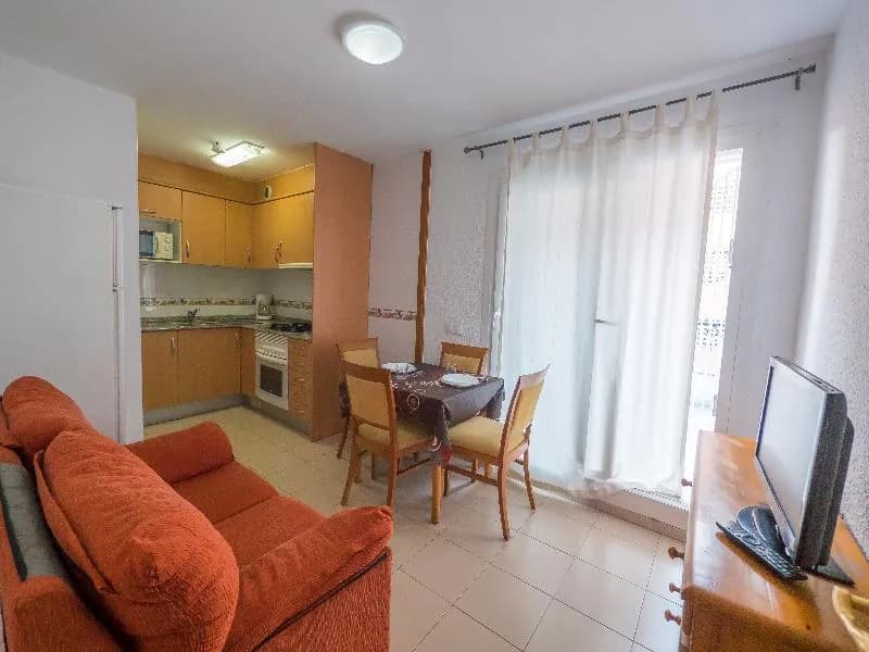 APARTMENT CAPACITY 4 ONE BEDROOM Room, Apartaments AR Isern, Costa Brava