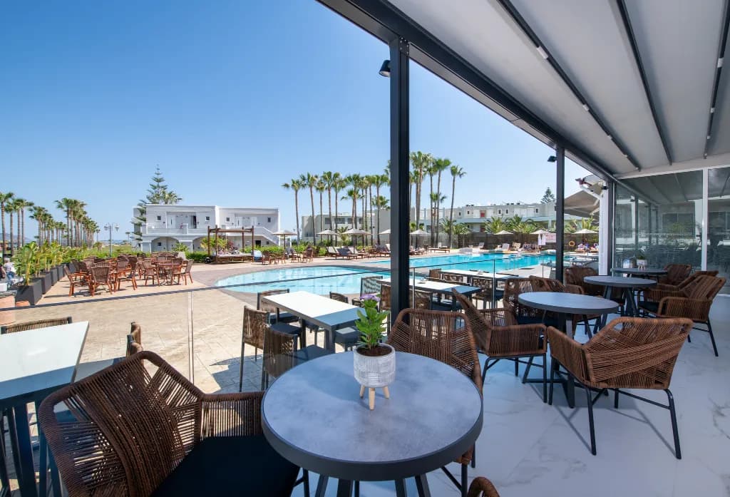 Bar, Delfina Tropic Beach, Crete