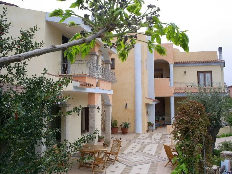 General view, Bonsai, Olbia