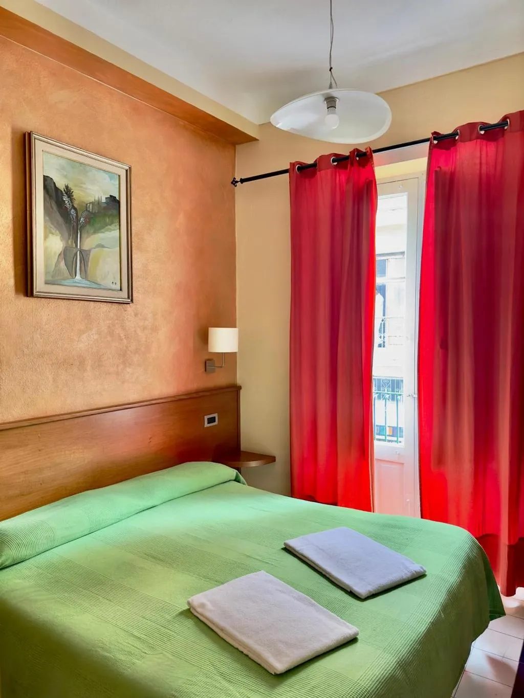 DOUBLE WITH BALCONY Room, Inn Piero, Taormina
