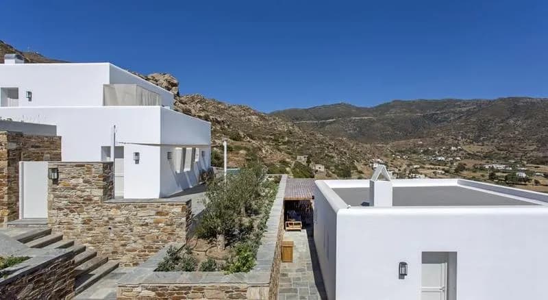General view, Hide Out Suites, Santorini