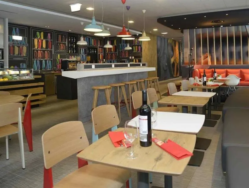 Bar, ibis Lisboa Parque das Naçoes, Lisbon