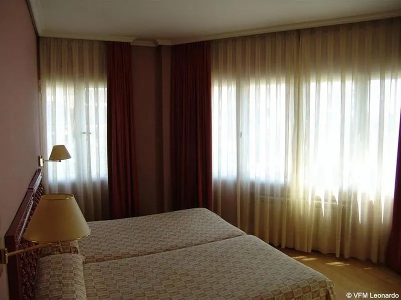 General view, Isis, Madrid