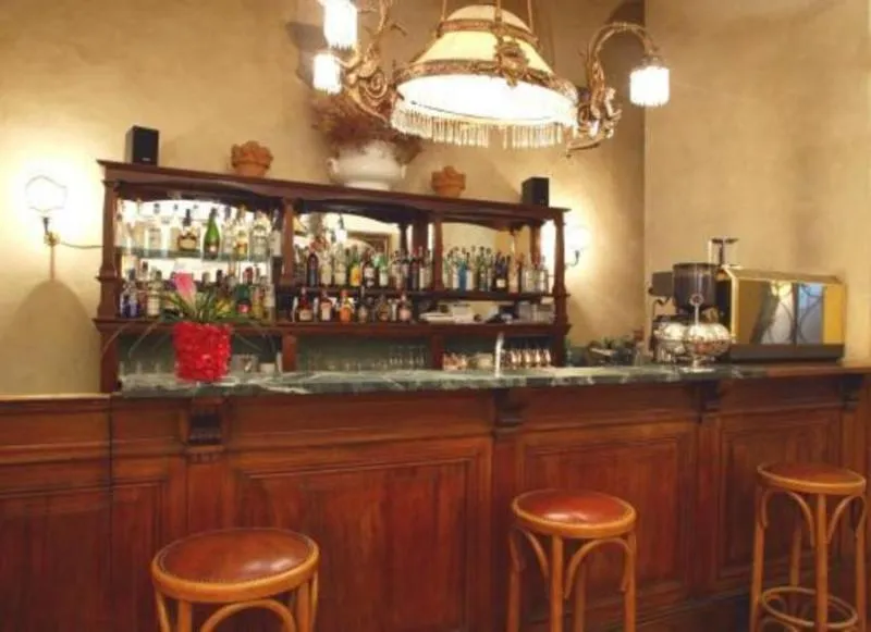 Bar, Loggiato Dei Serviti, Florence